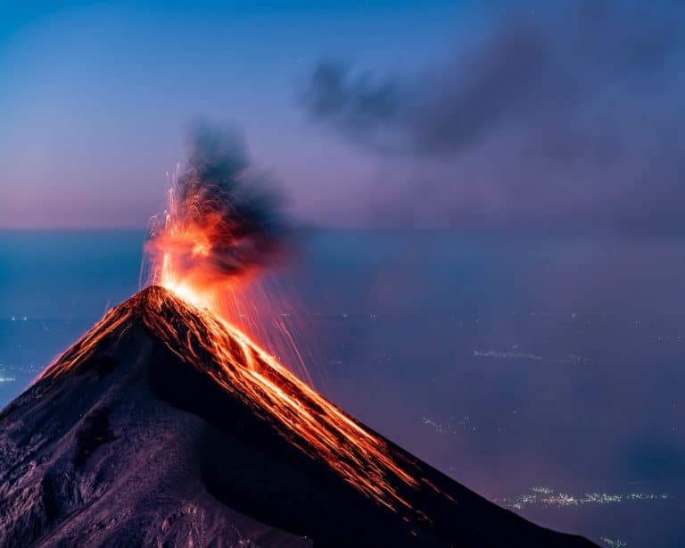 Guatemala Guided Tour: Volcano hiking